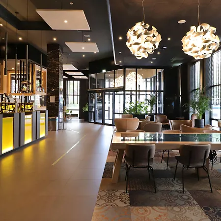Otel Xo Couture 4*