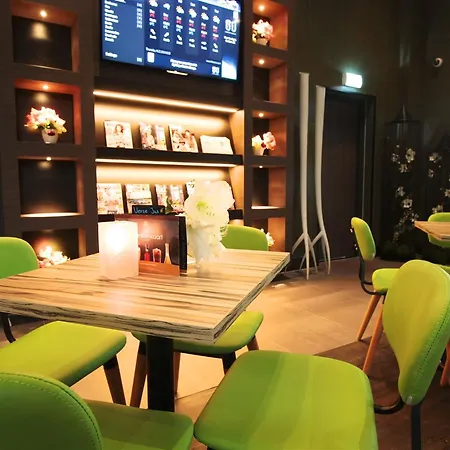 Otel Xo Couture 4*