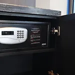 Xo Couture Отель Амстердам